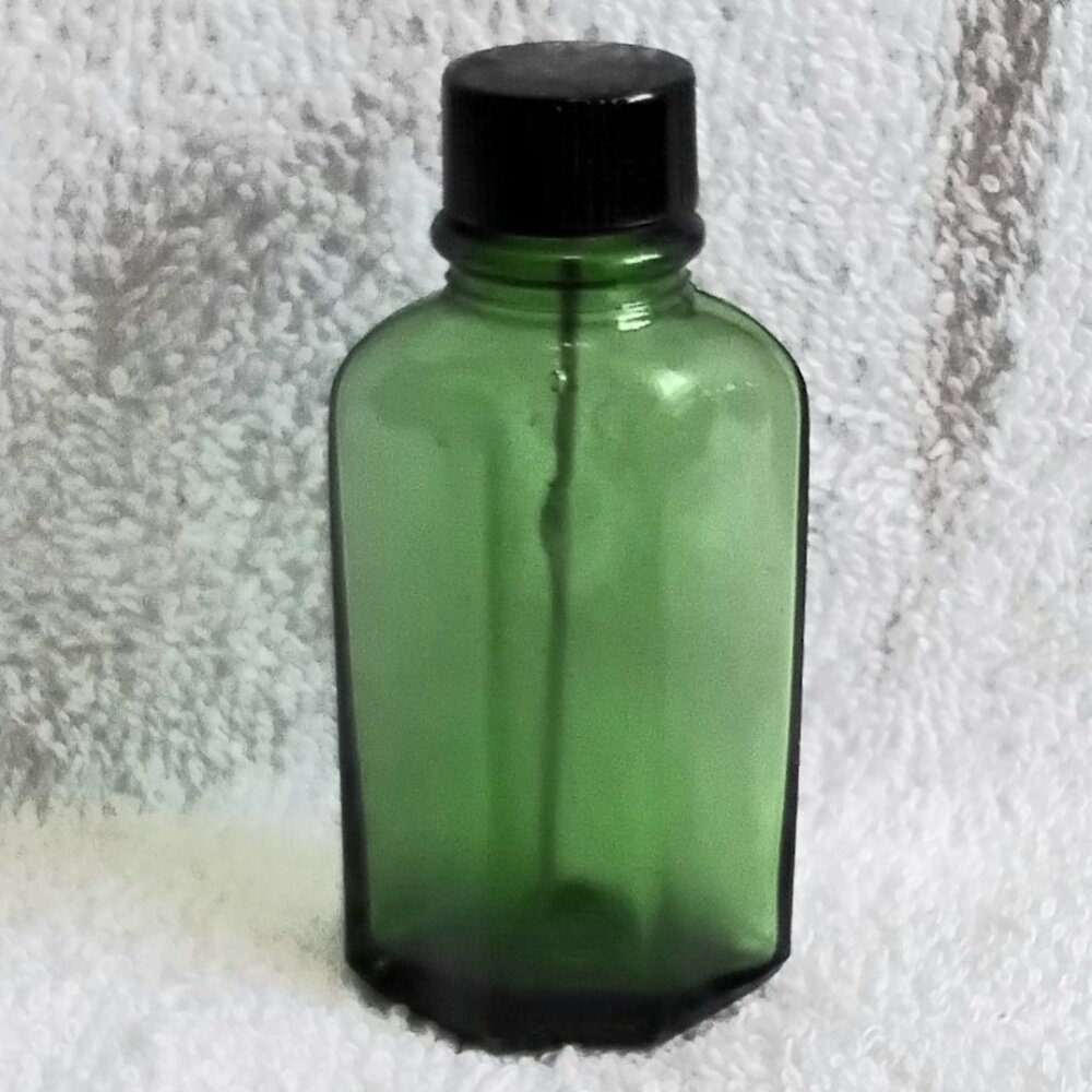 Rare 3 1/2" 1952 Medical/Chemical Green Glass Bottle Complete with Cap & Stick!!